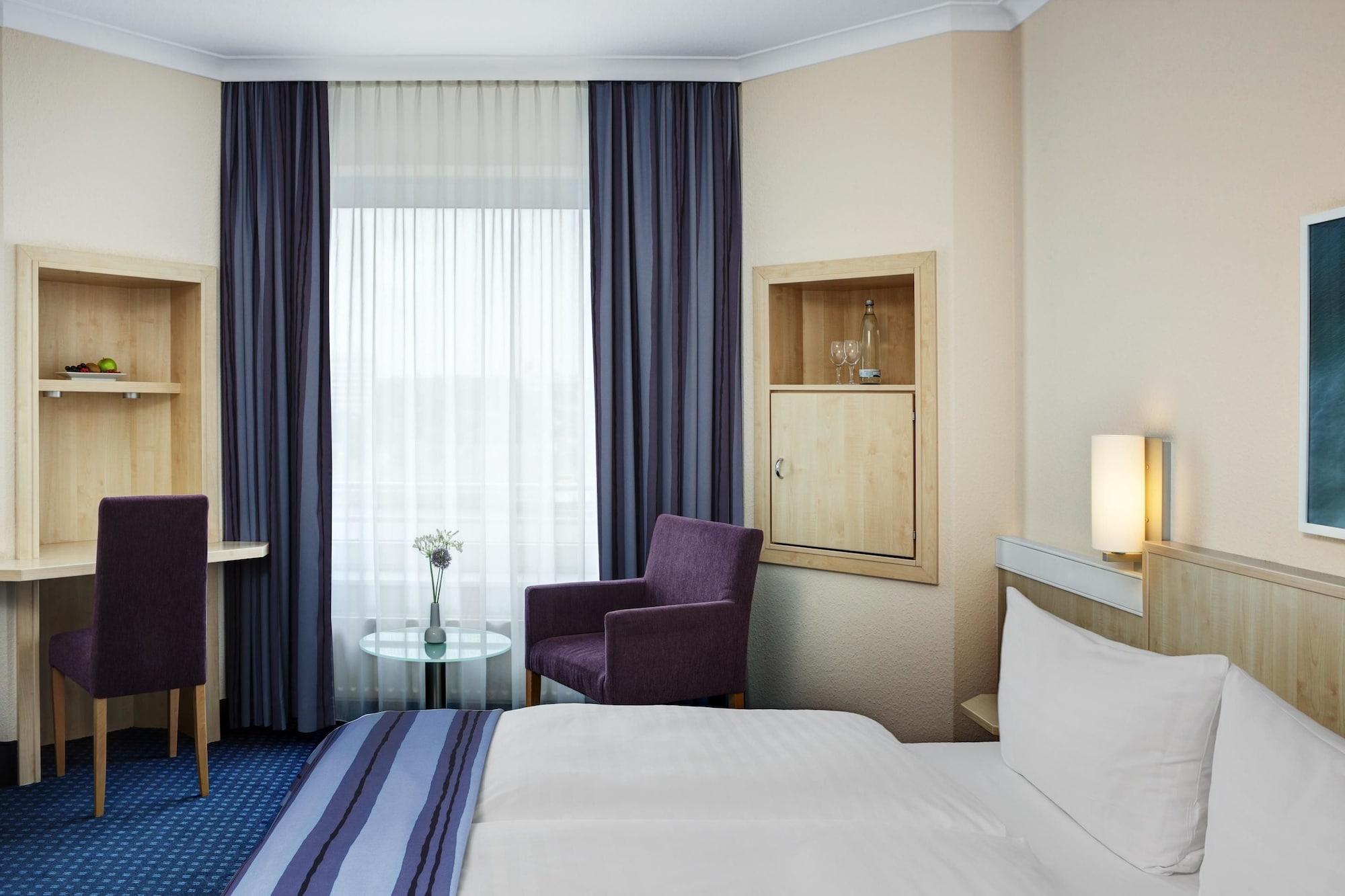 IntercityHotel Kiel Esterno foto