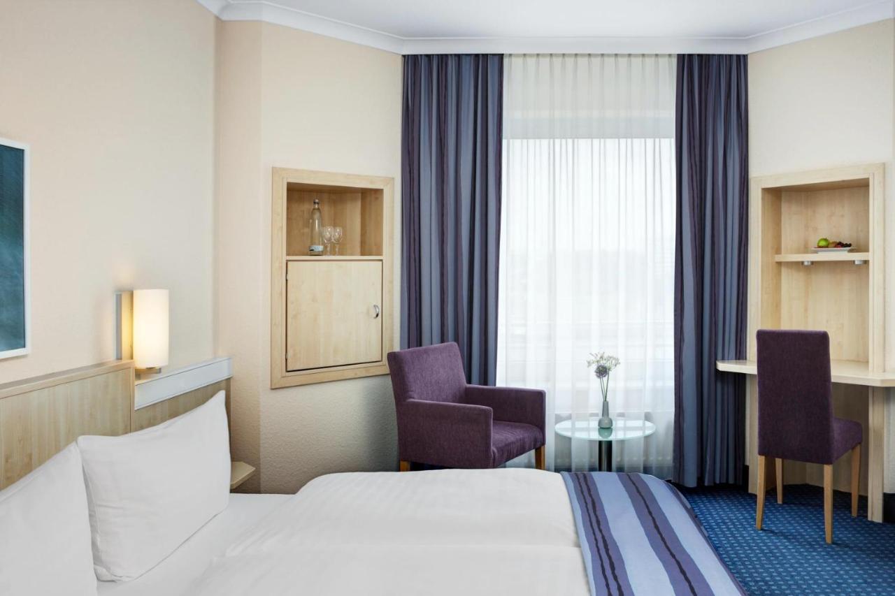 IntercityHotel Kiel Esterno foto