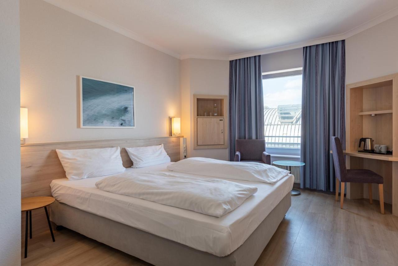 IntercityHotel Kiel Esterno foto
