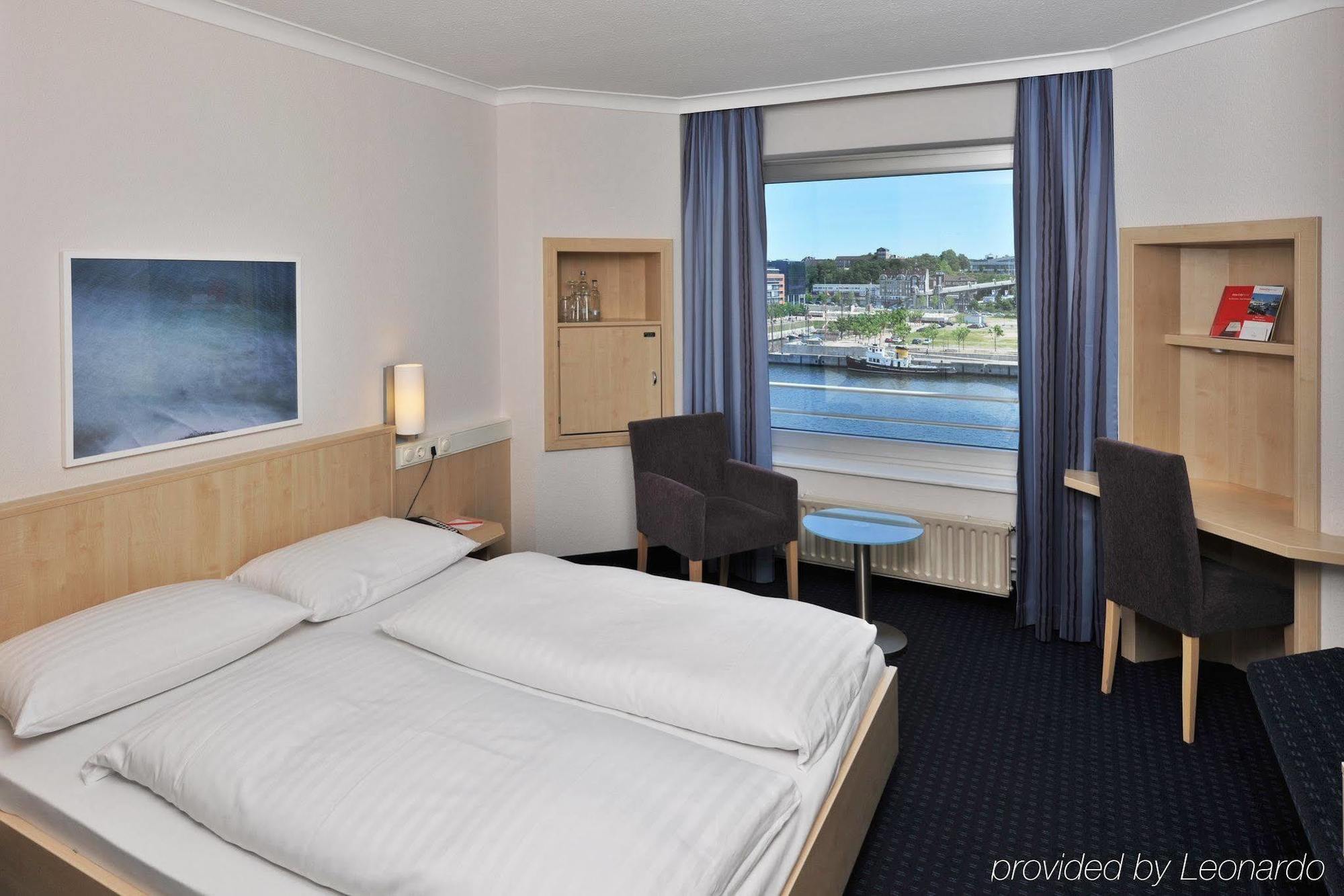 IntercityHotel Kiel Esterno foto
